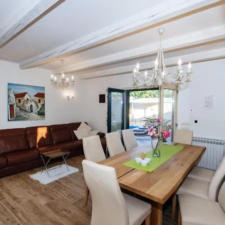 Castello Coza Zadarvillas * Vinjerac