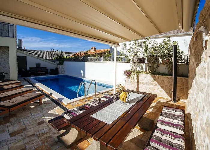 Vila Castello Coza Zadarvillas