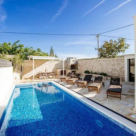 Castello Coza Zadarvillas Villa Vinjerac