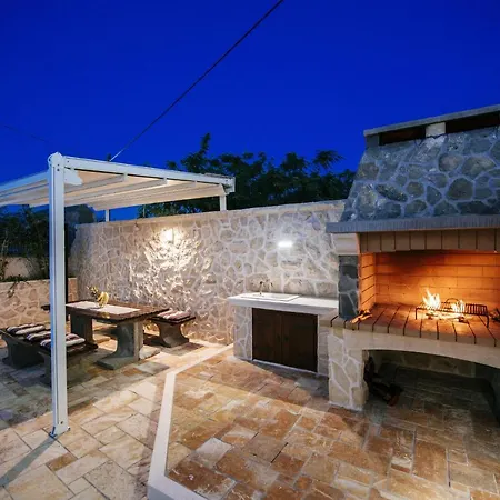 Castello Coza Zadarvillas Villa Vinjerac